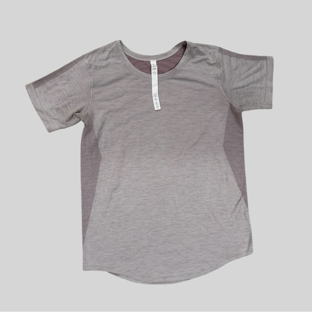 Lululemon T Shirt
